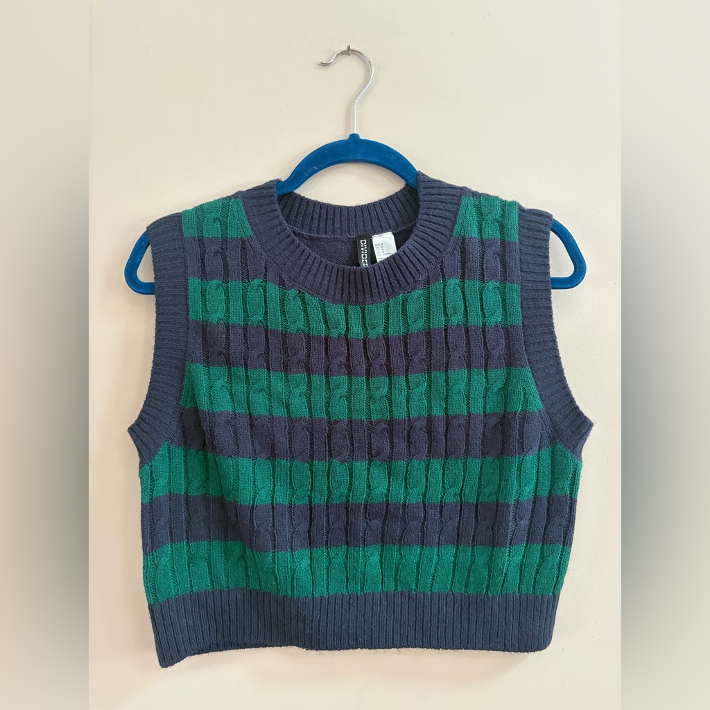 Divided Navy & Green Cropped Cable Knit Style Striped Sleeveless Vest Preppy